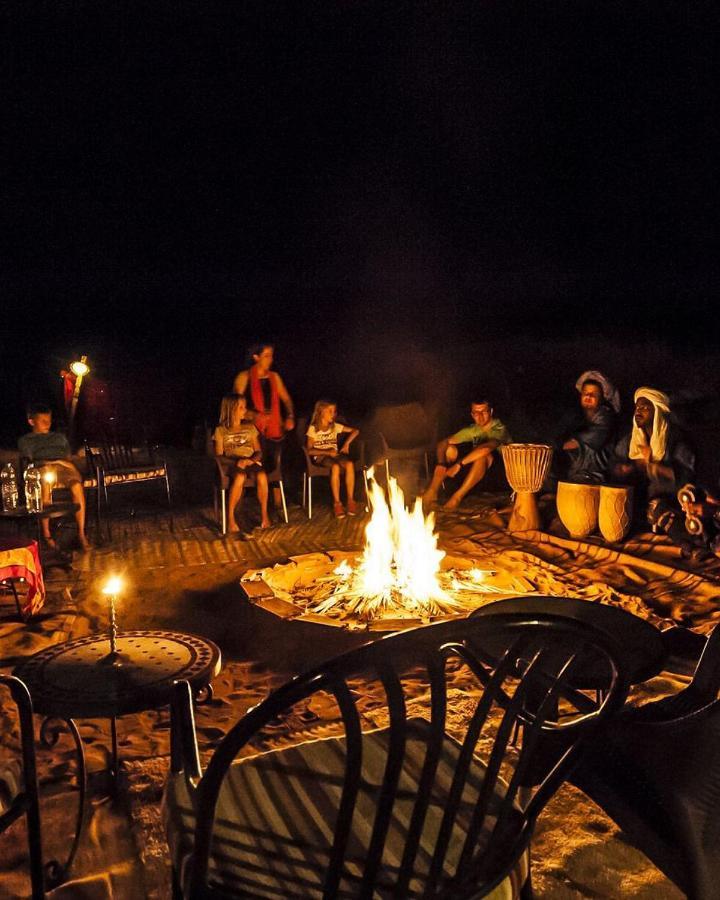 Sunset Desert Camp Hotel Merzouga Esterno foto